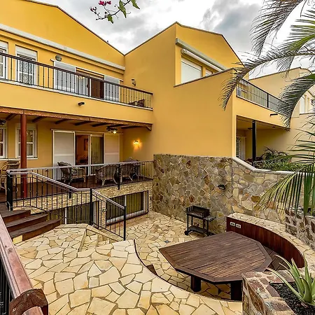 Madronal Jelena Villa